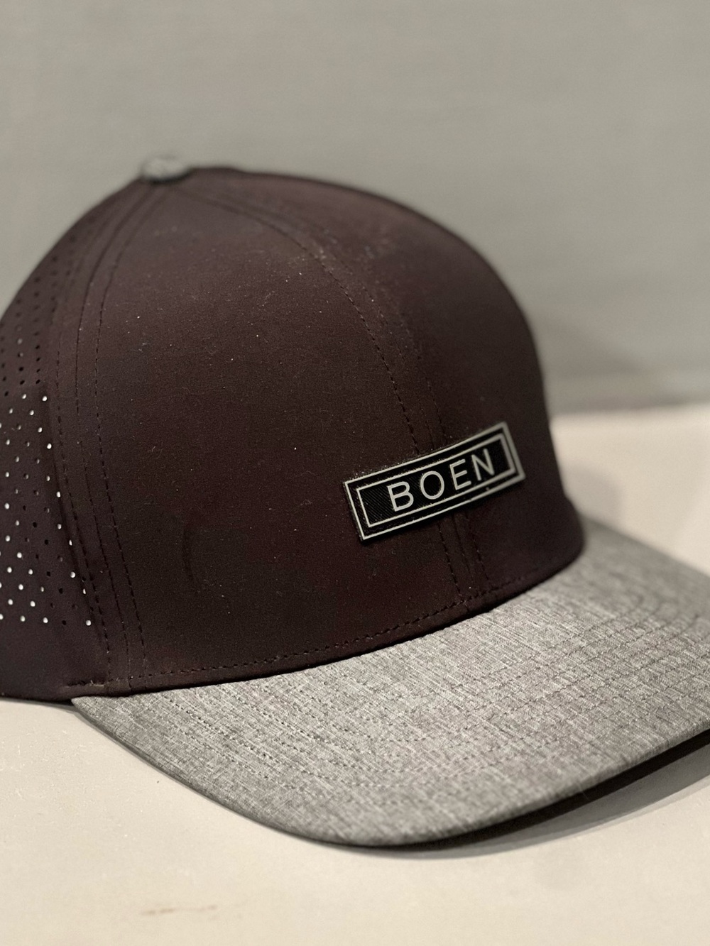 BOEN Two-Tone Performance Cap - Black and Light Gray